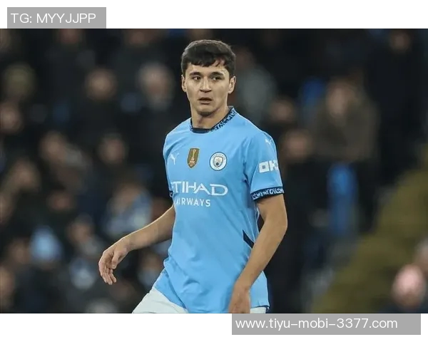 曼城冬窗或引援右后卫视胡桑诺夫表现而定 曼城冬窗或引援右后卫视胡桑诺夫表现而定