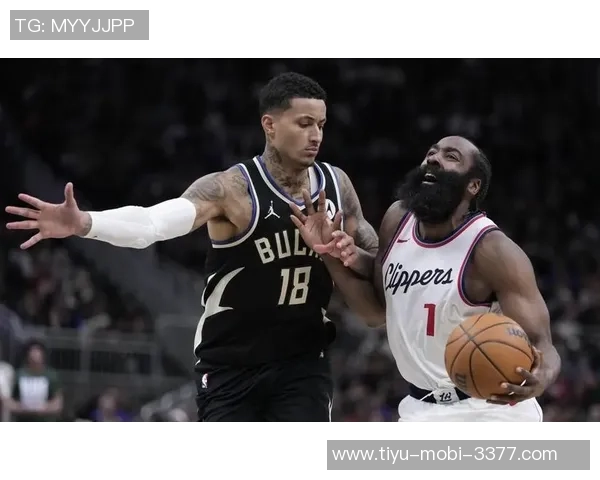 里弗斯强调小凯文波特应加强内线冲击减少运球晃动提升防守压力 里弗斯强调小凯文波特应加强内线冲击减少运球晃动提升防守压力