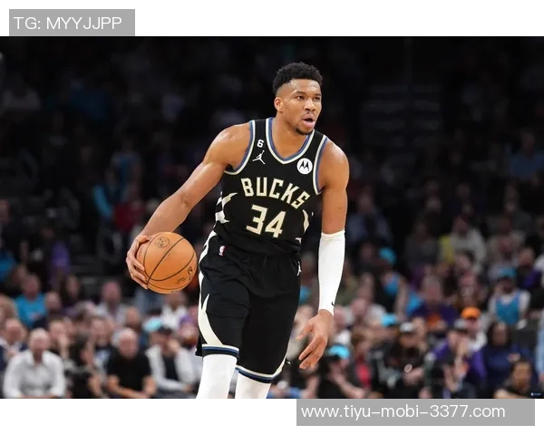 雄鹿客场对决猛龙字母哥确认出战引发期待 雄鹿客场对决猛龙字母哥确认出战引发期待